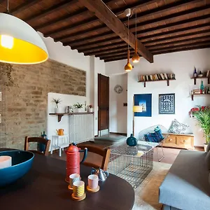  Appartamento Authentic Flat In The Center