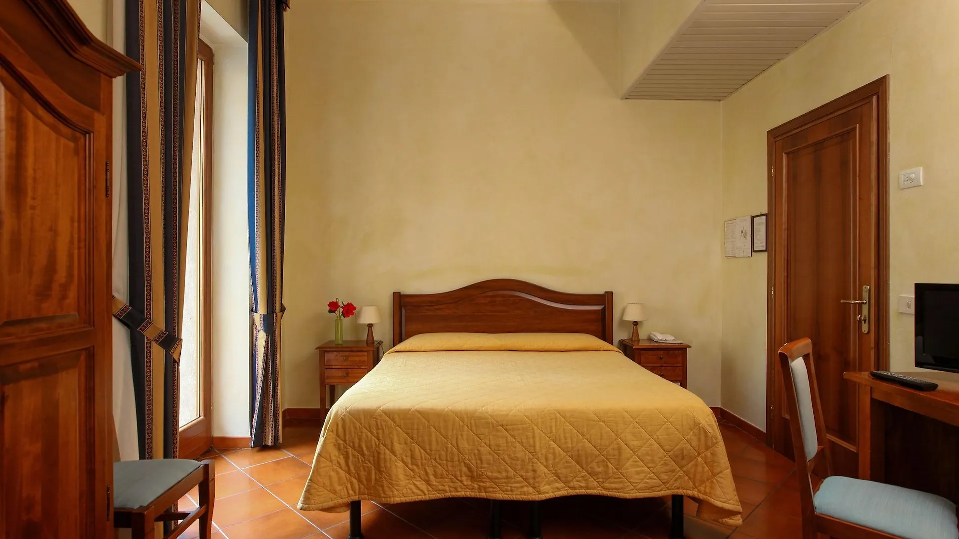 Hotel Bologna Florence 2*,  Italy