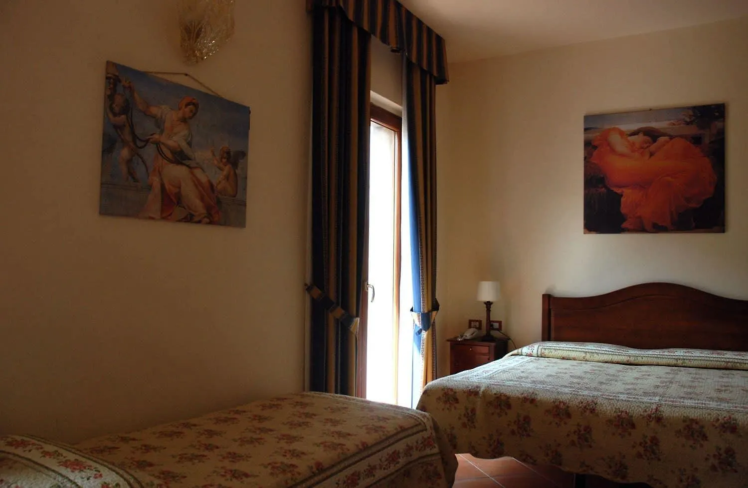 **  Hotel Bologna Florence Italy