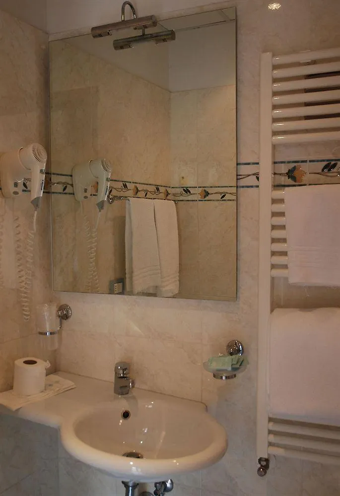 Hotel Bologna Florence